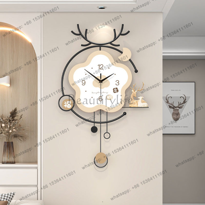 Interior Design Organic Modern - Современные настенные часы Xenomorph: цифровые, милые,