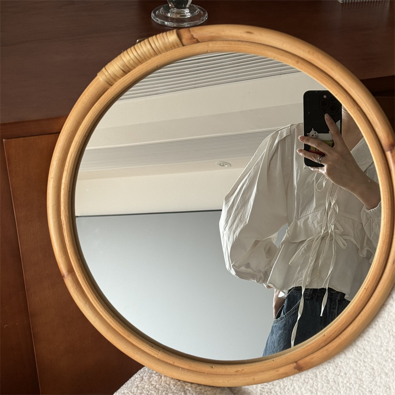 Средневековое зеркало из ротан – обзор и цена Rattan Mirror Round