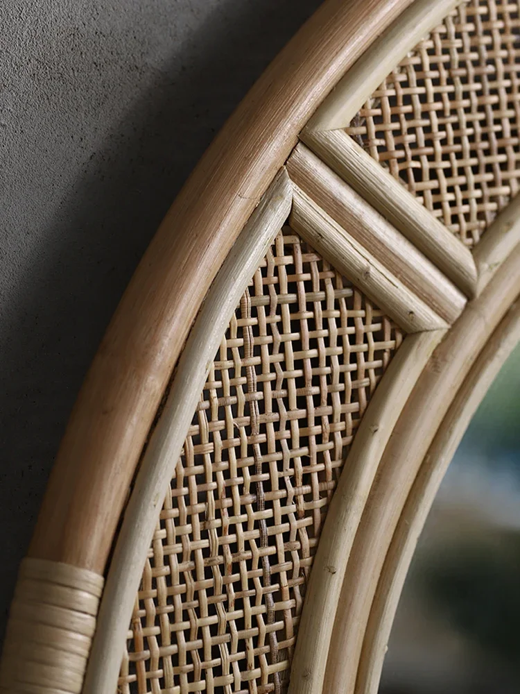 Настенное зеркало ручной работ – обзор и цена Rattan Mirror Round